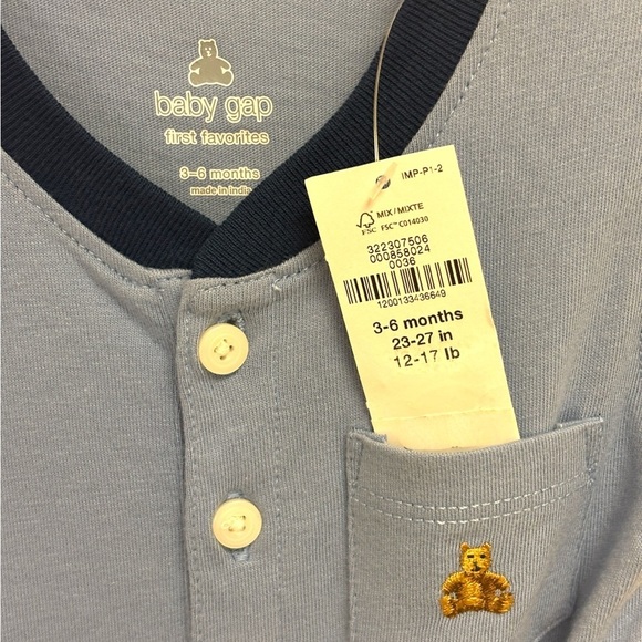 NWT GAP Baby Light Blue 3-6mo Onesie with Bear Detail. 15% off w 2+ bundle - Picture 2 of 5